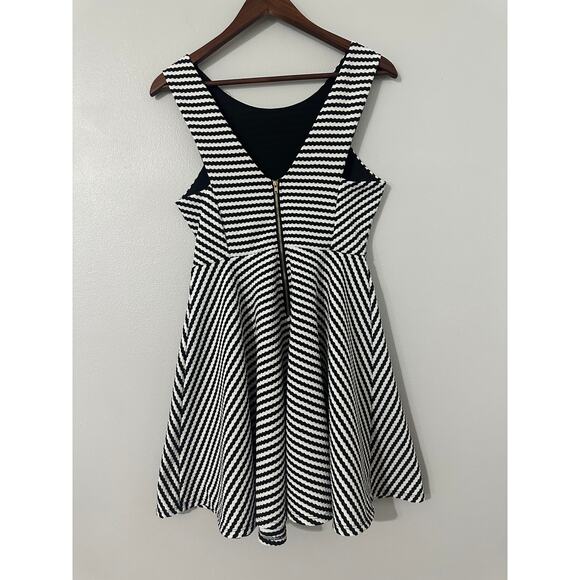Altar'd State Black and White Striped Sleeveless Dress Medium - Picture 2 of 3